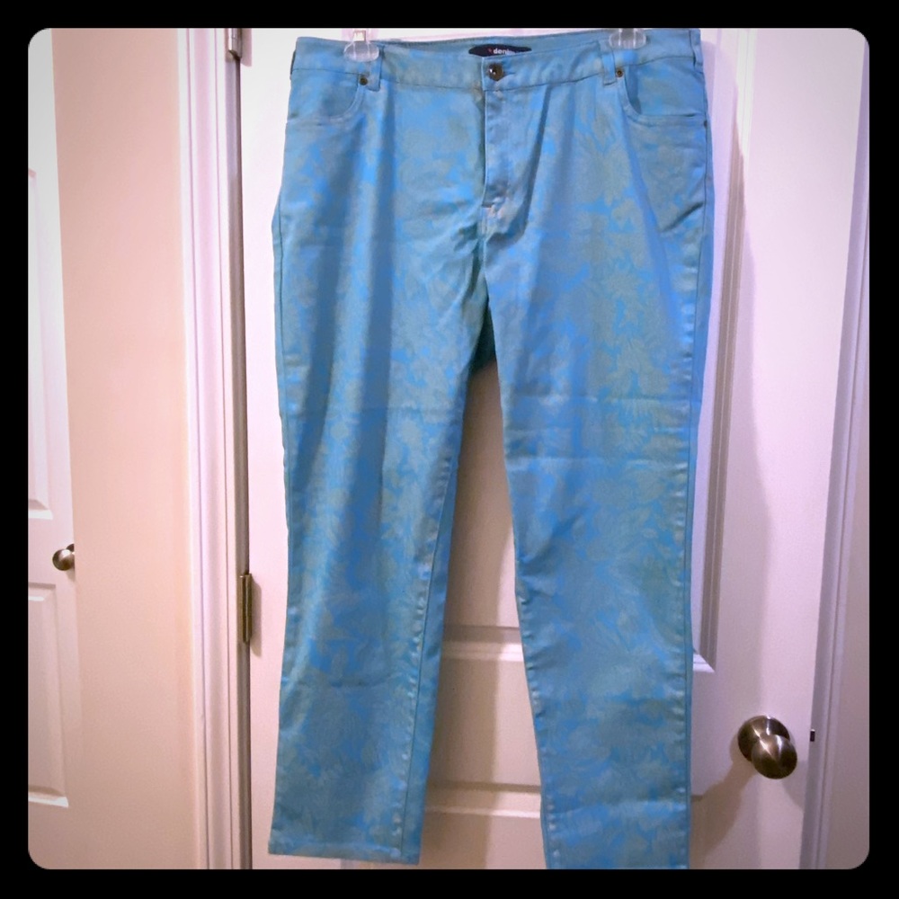 Printed bright blue jeans